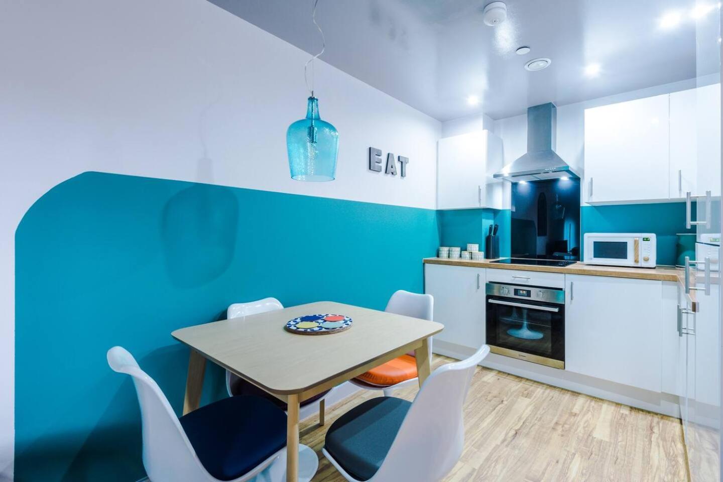 High Reviewed 1-Bed With Parking Central Location Liverpool Exterior foto