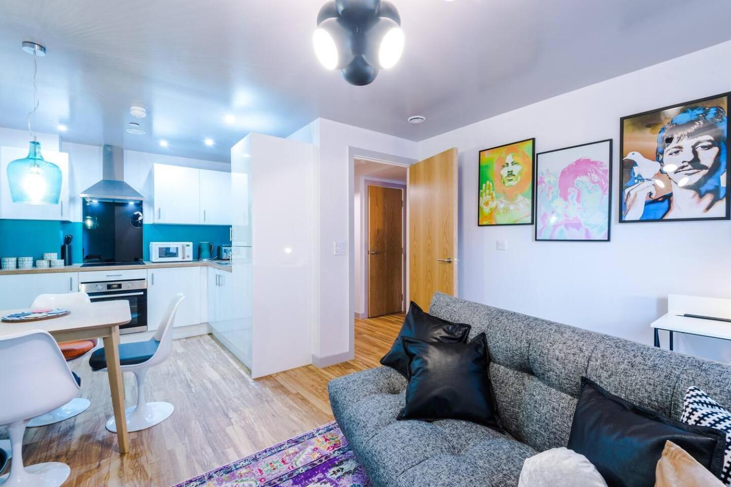 High Reviewed 1-Bed With Parking Central Location Liverpool Exterior foto