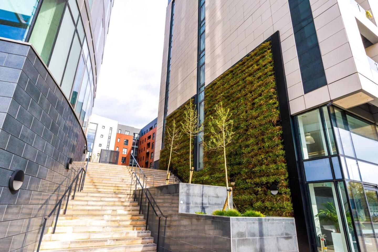 High Reviewed 1-Bed With Parking Central Location Liverpool Exterior foto